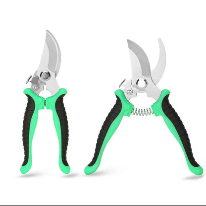 Pruner garden scissors