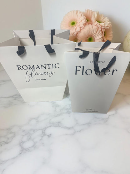 Handbag Bouquet Flowers ( White )