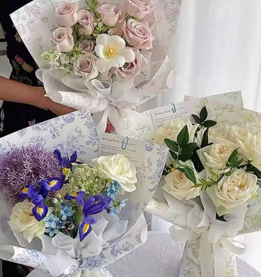 Papier cadeau floral sauvage